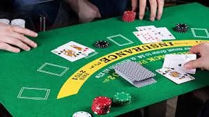dolantoge Ikan Hoki interface showing live football odds and instant games